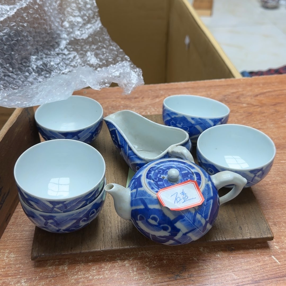 茶宠青红尖瓣红酒和