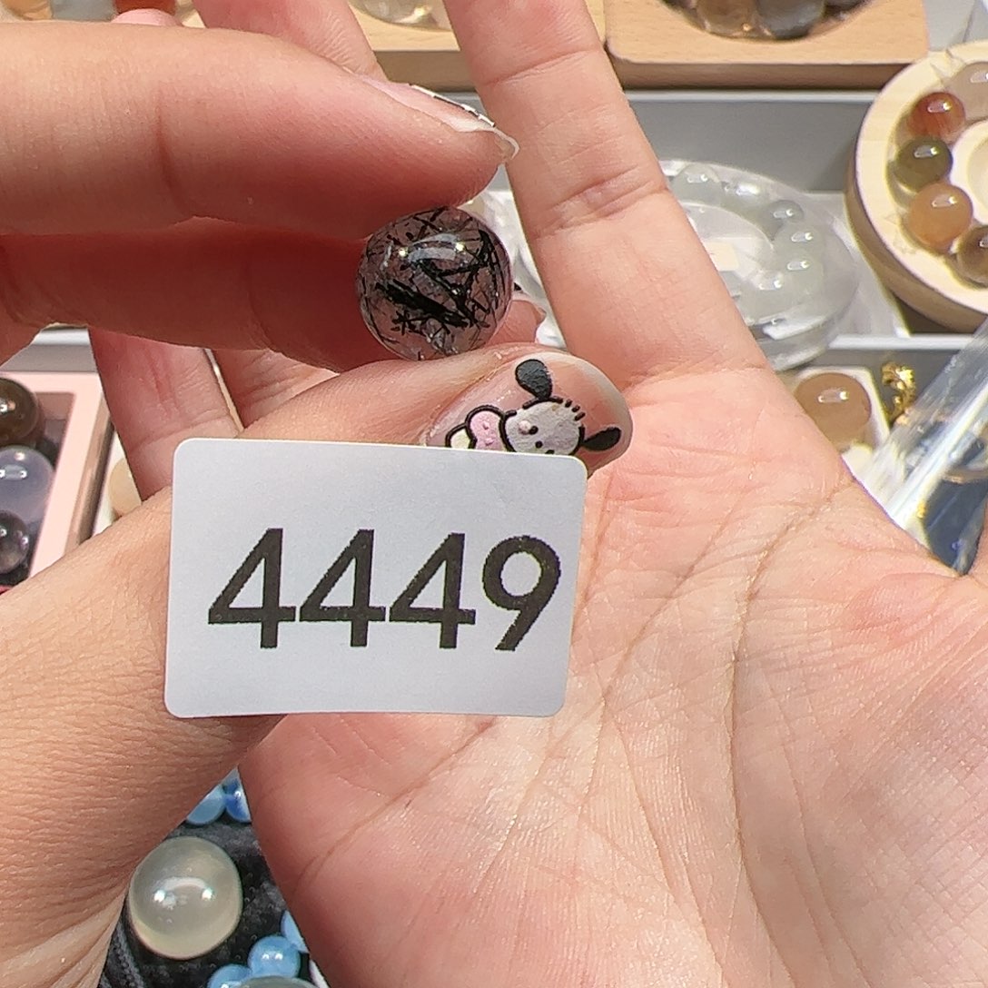 未镶嵌水晶大型摆件（非配饰）