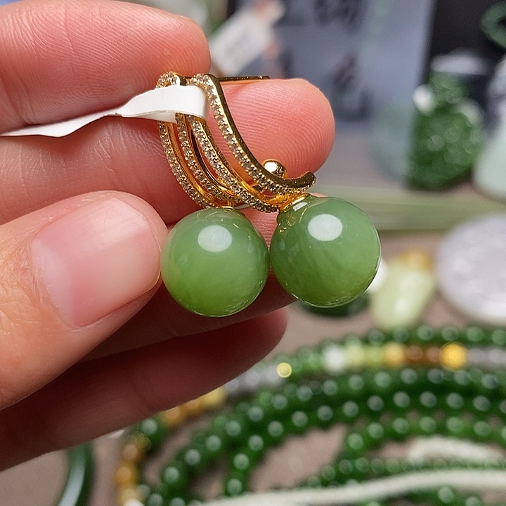 和田玉银S925镶嵌耳饰