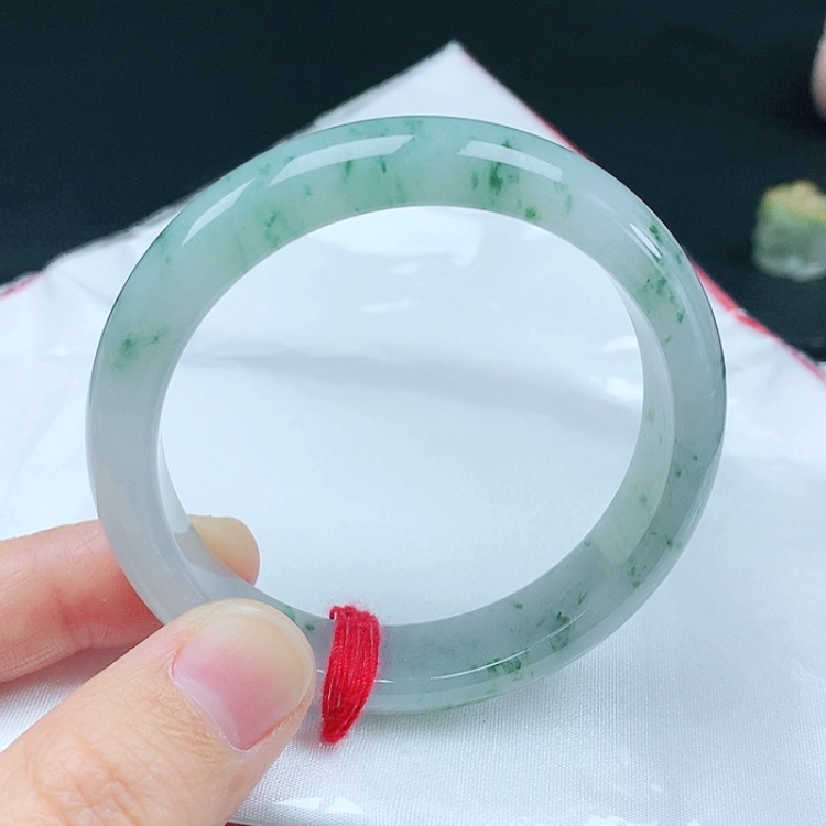 【闪购商品】翡翠手镯未镶嵌天然翡翠手镯
