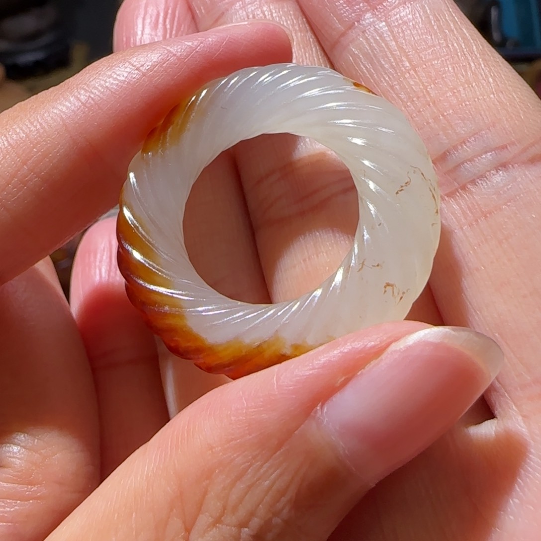 一***悔和田玉未镶嵌挂件