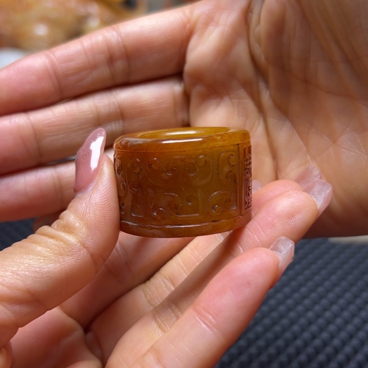 和田玉（糖玉）未镶嵌挂件