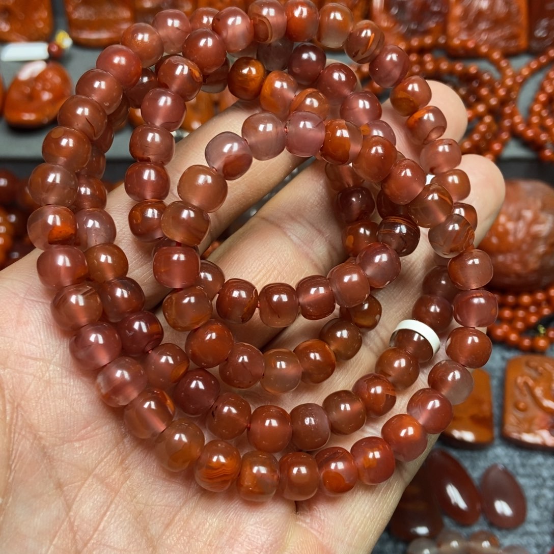 南红玛瑙手串未镶嵌8mm