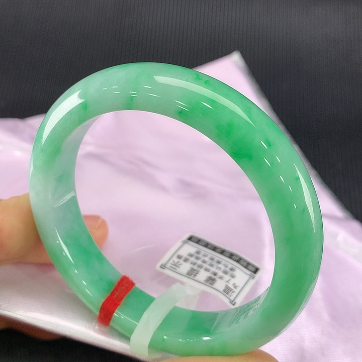 翡翠手镯未镶嵌正圈53-54