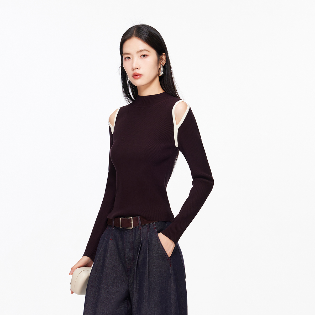 Vero Moda针织衫女2026春季新款圆领镂空拼色针织上衣326124003