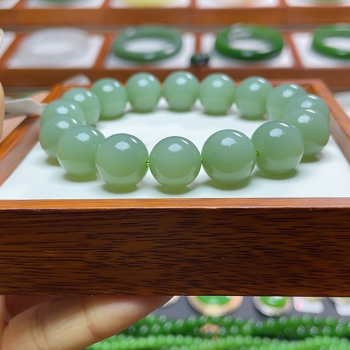 和田玉手串13未镶嵌