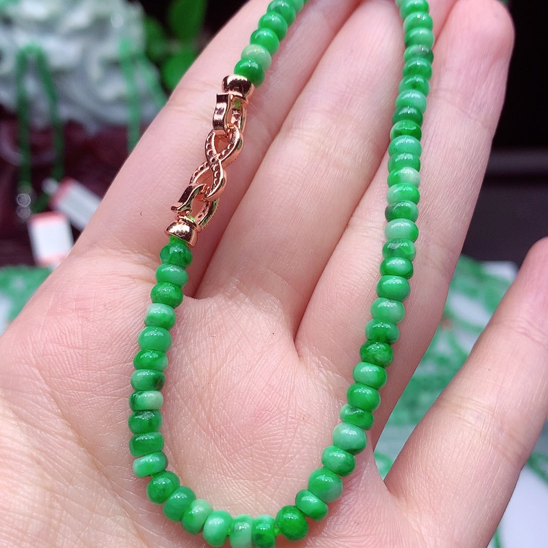 翡翠未镶嵌手链翡翠