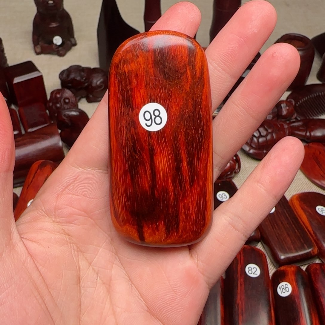 檀香紫檀（小叶紫檀）