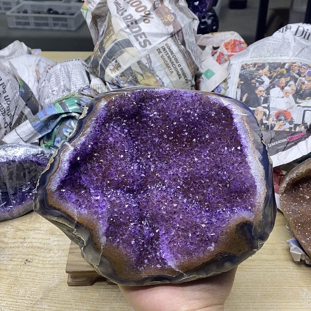 未镶嵌水晶大型摆件（非配饰）
