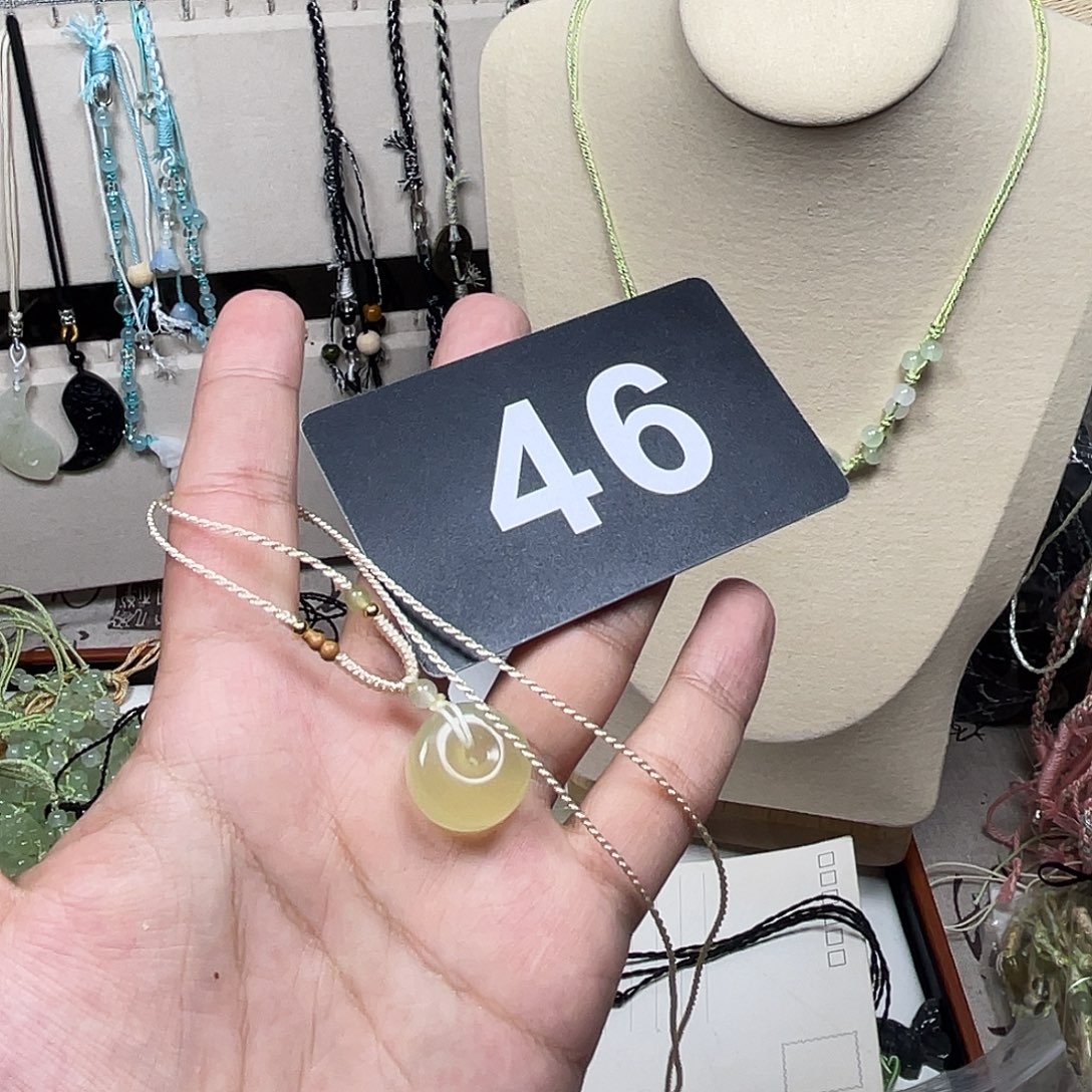 蛇纹石玉合金颈饰