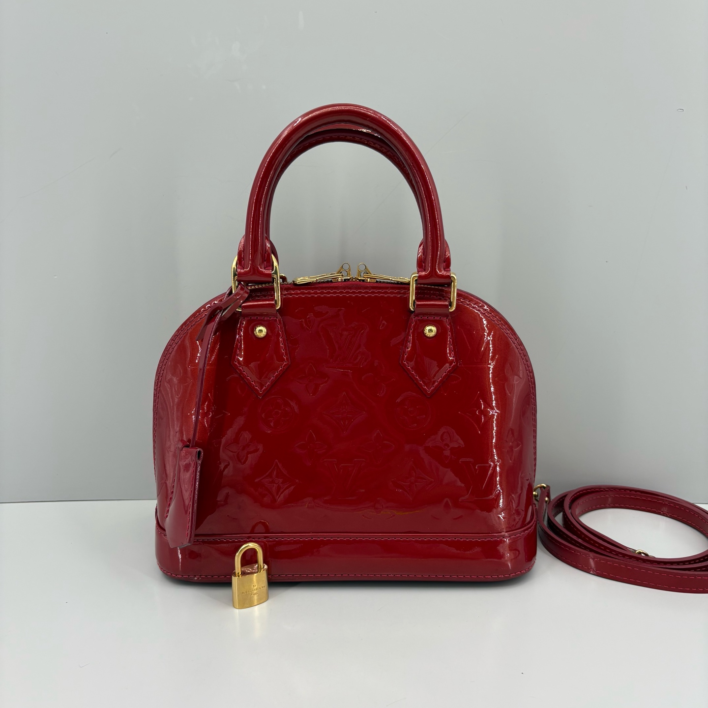 95新 LouisVuitton/路易威登 优选/ AlmaBB红色漆皮贝壳包/24×17