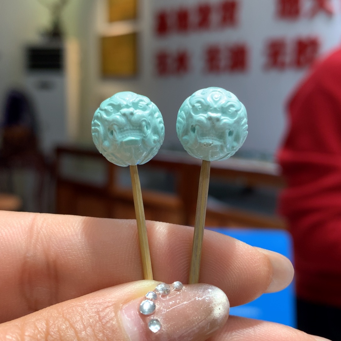 绿松石配饰未镶嵌