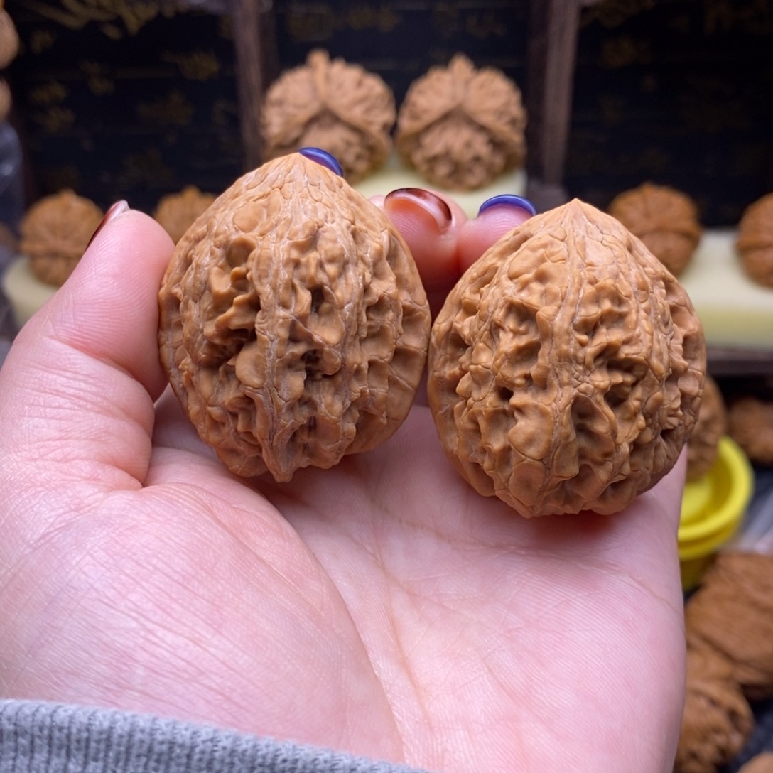 把件文玩核桃38大孤石