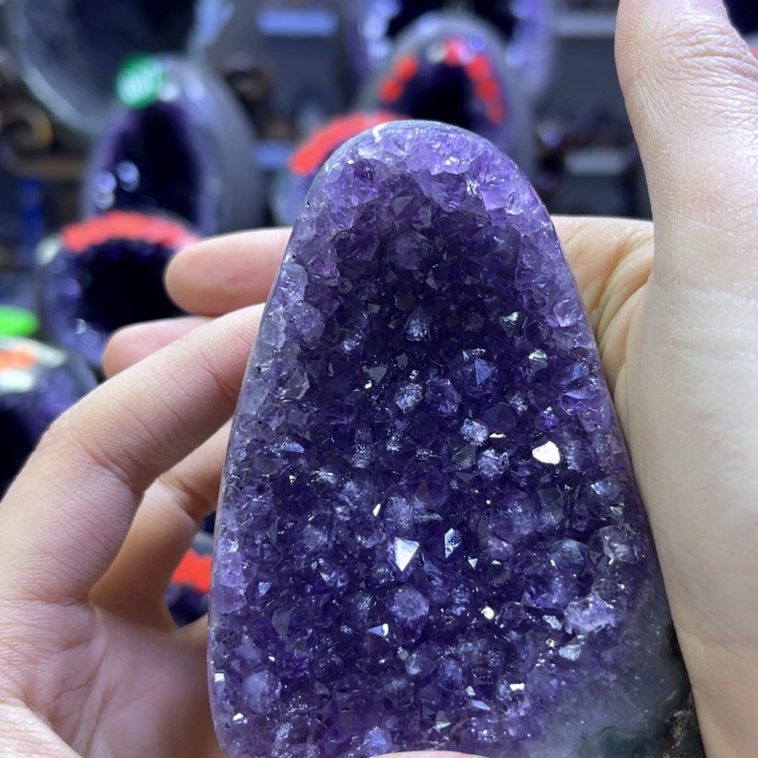 紫晶摆件未镶嵌紫水晶