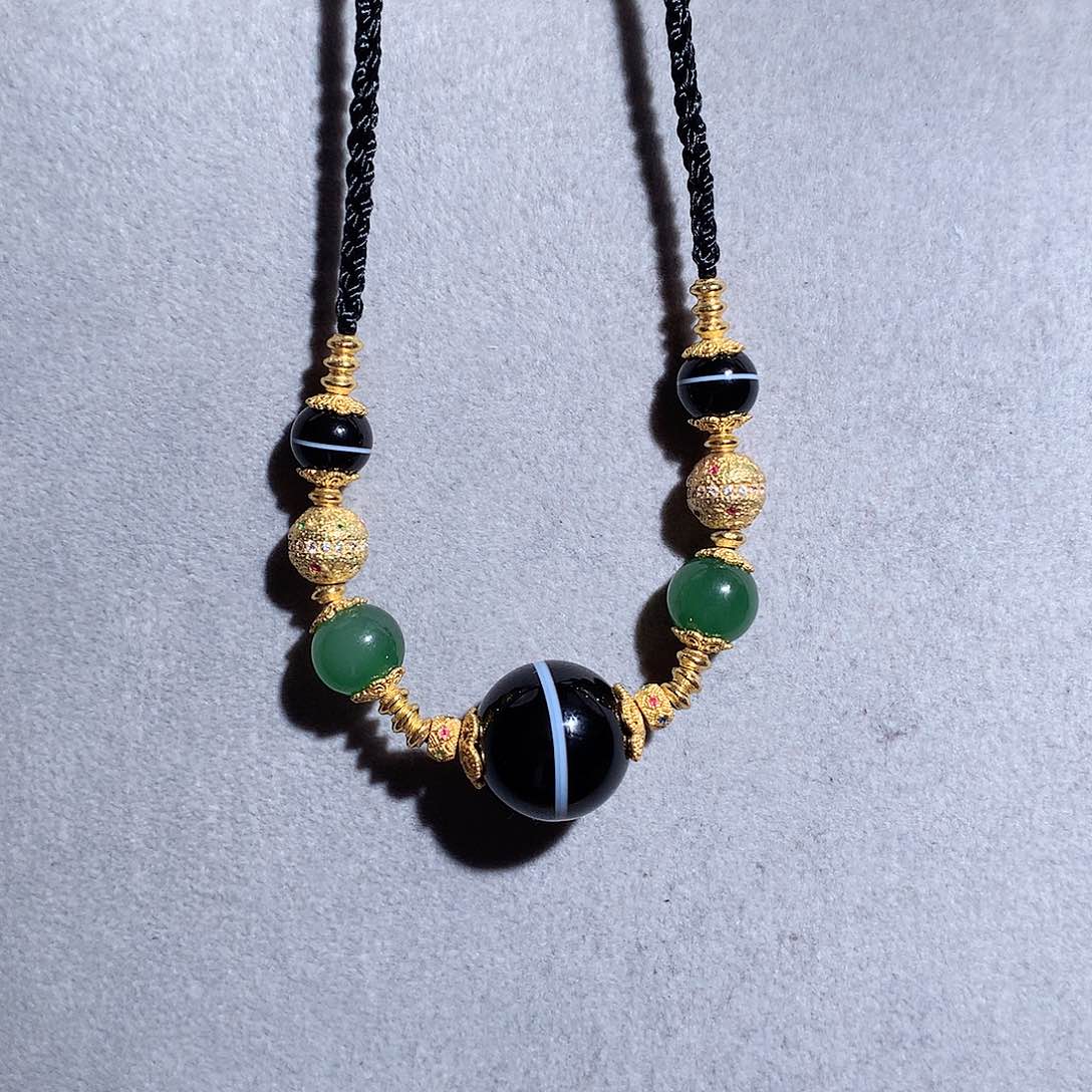 玛瑙/玉髓颈饰未镶嵌