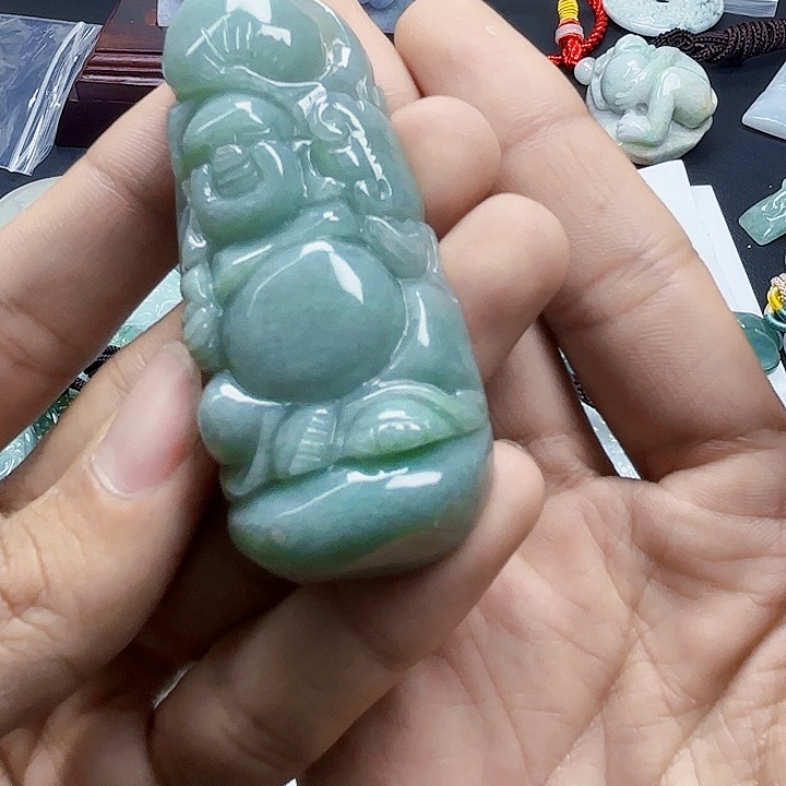 阿***荣翡翠未镶嵌颈饰天然翡翠直播闪购