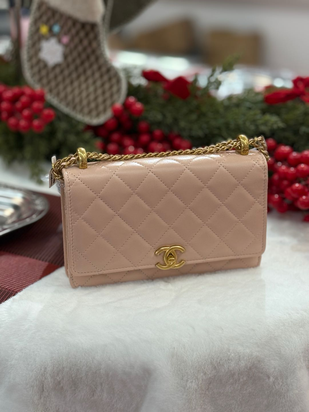 95新 Chanel/香奈儿 粉色羊皮双金珠woc单肩包46659334