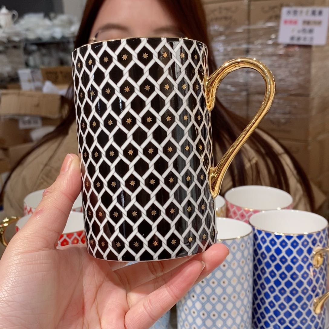 瓷鹅黄原单马克杯一个400ml微瑕