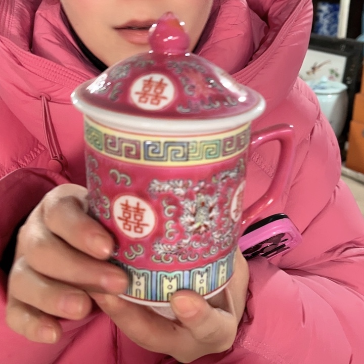 瓷片景德镇陶瓷杯子。