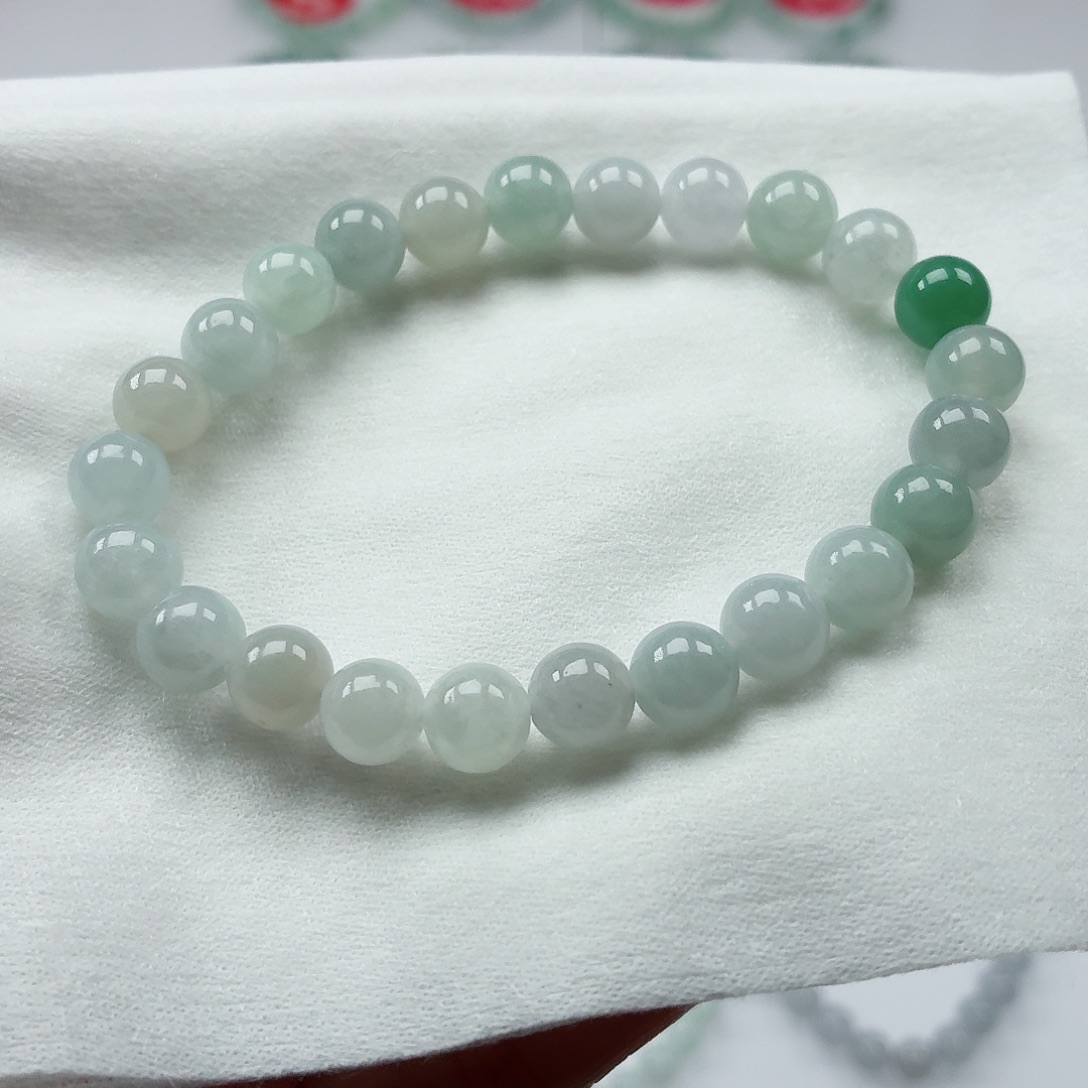 翡翠未镶嵌手链卡7.6（货中）