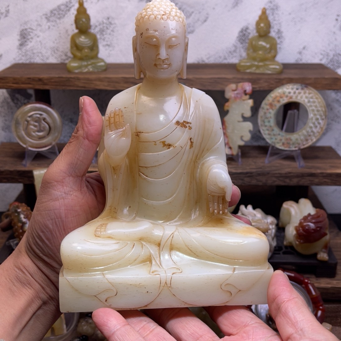 和田玉摆件未镶嵌金**房