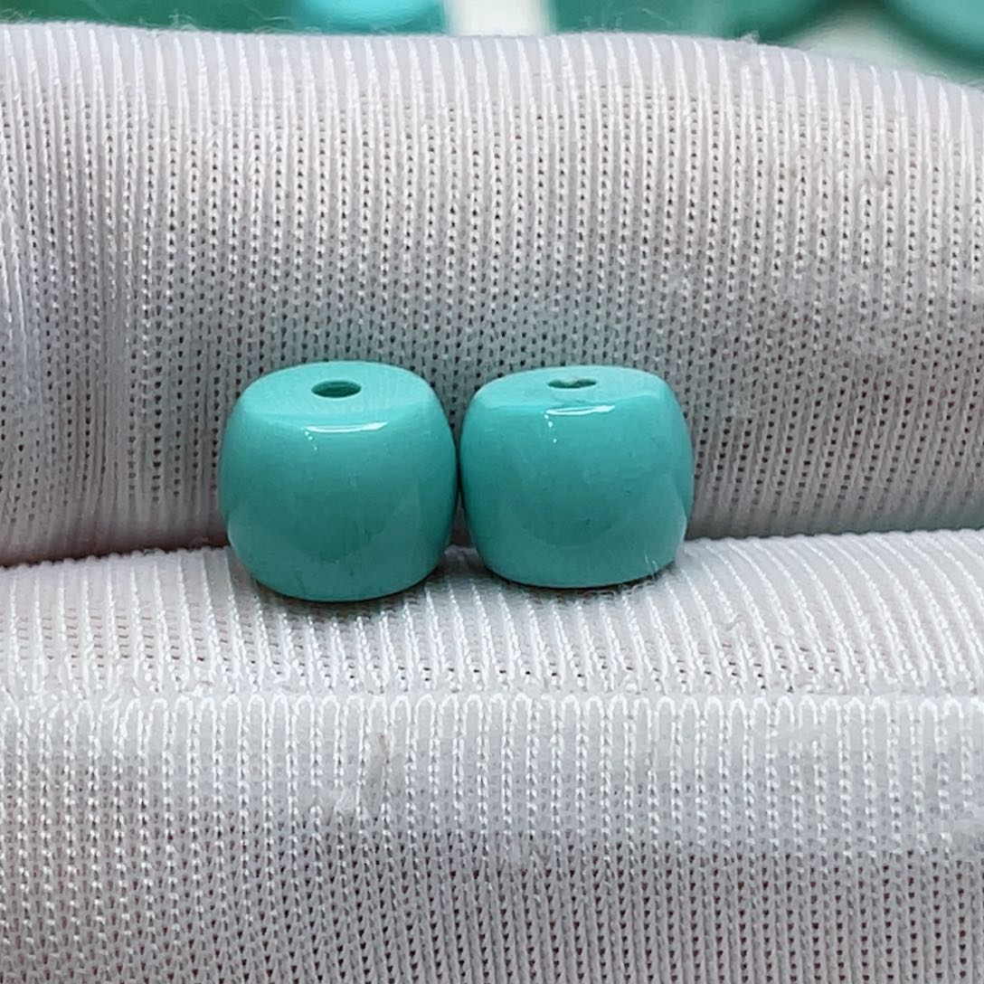 绿松石颈饰未镶嵌