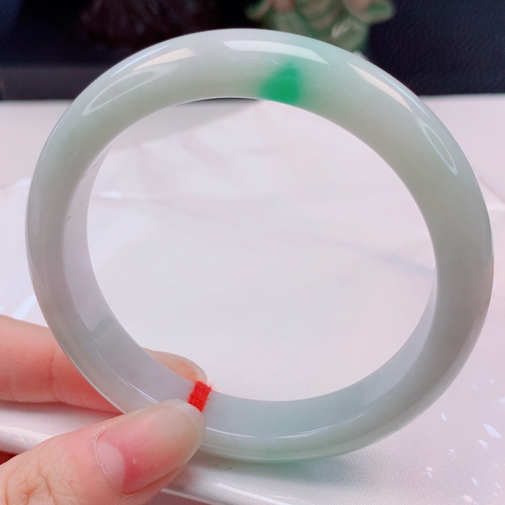 翡翠未镶嵌手镯56圈