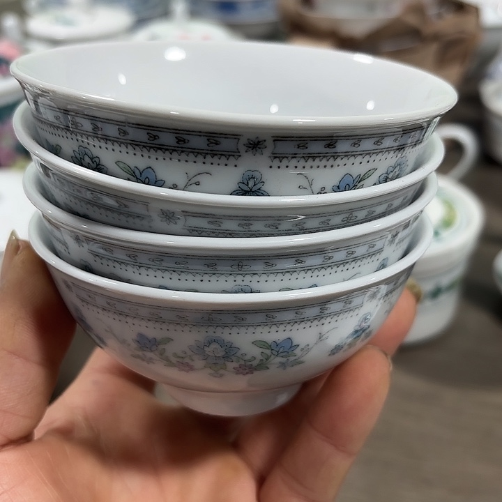 陶10.5公分，四个小汤碗