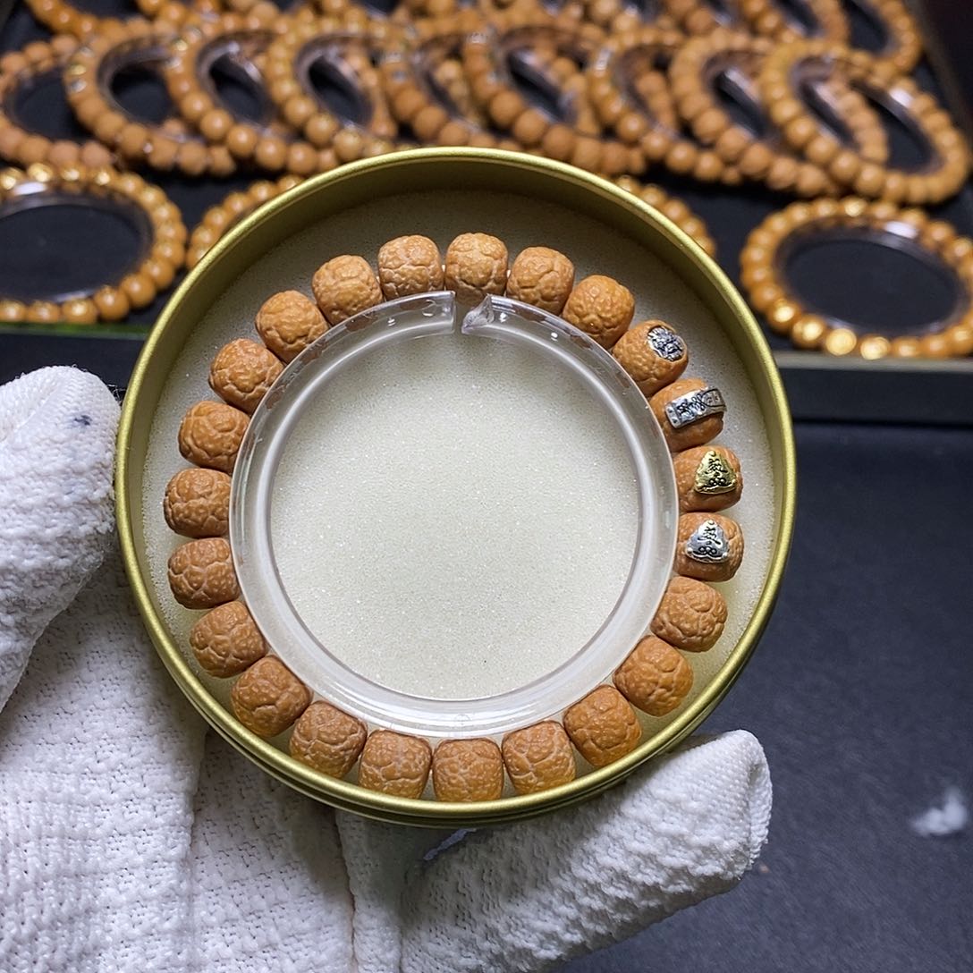 猴头核桃手串四标饕餮 10左右 全品 70号