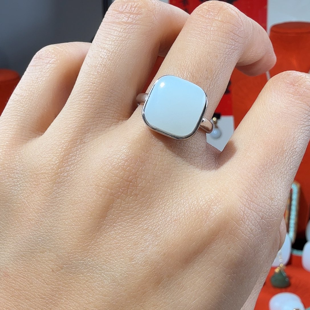 和田玉银S925镶嵌颈饰