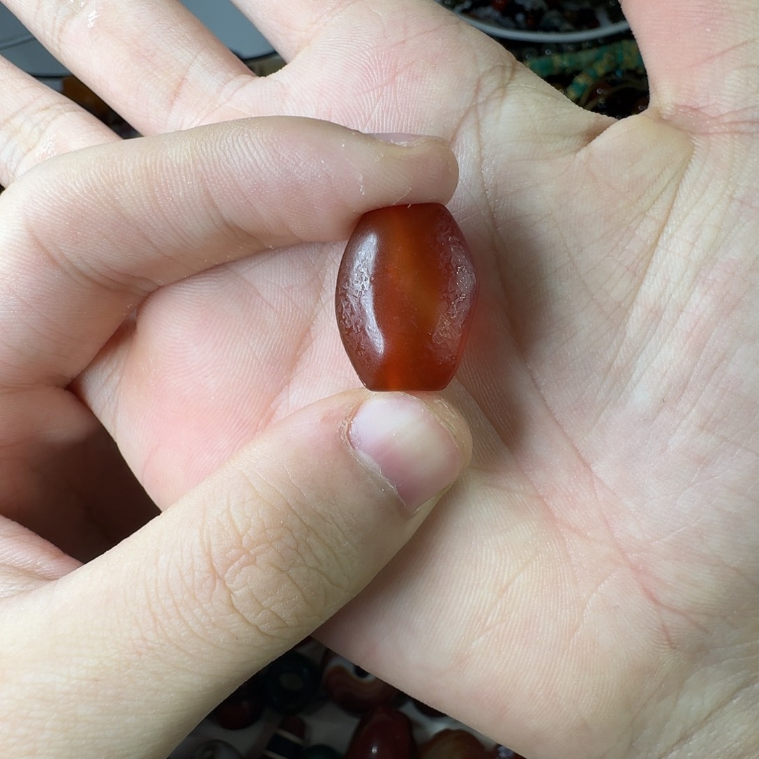 玛瑙/玉髓未镶嵌纯天然玛瑙珠子