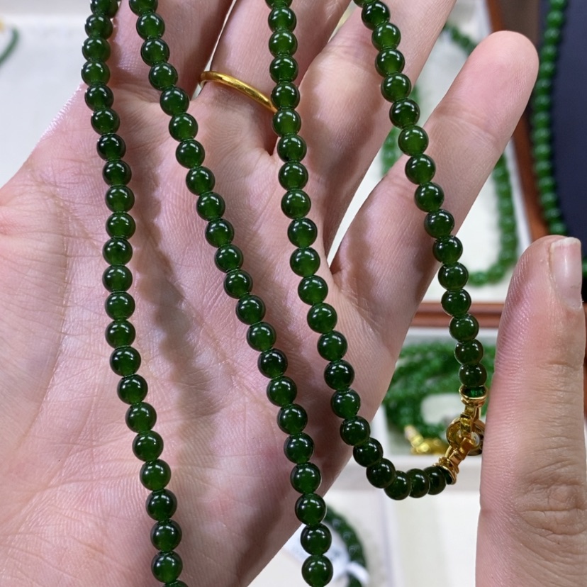 【闪购商品】和田玉（碧玉）颈饰未镶嵌