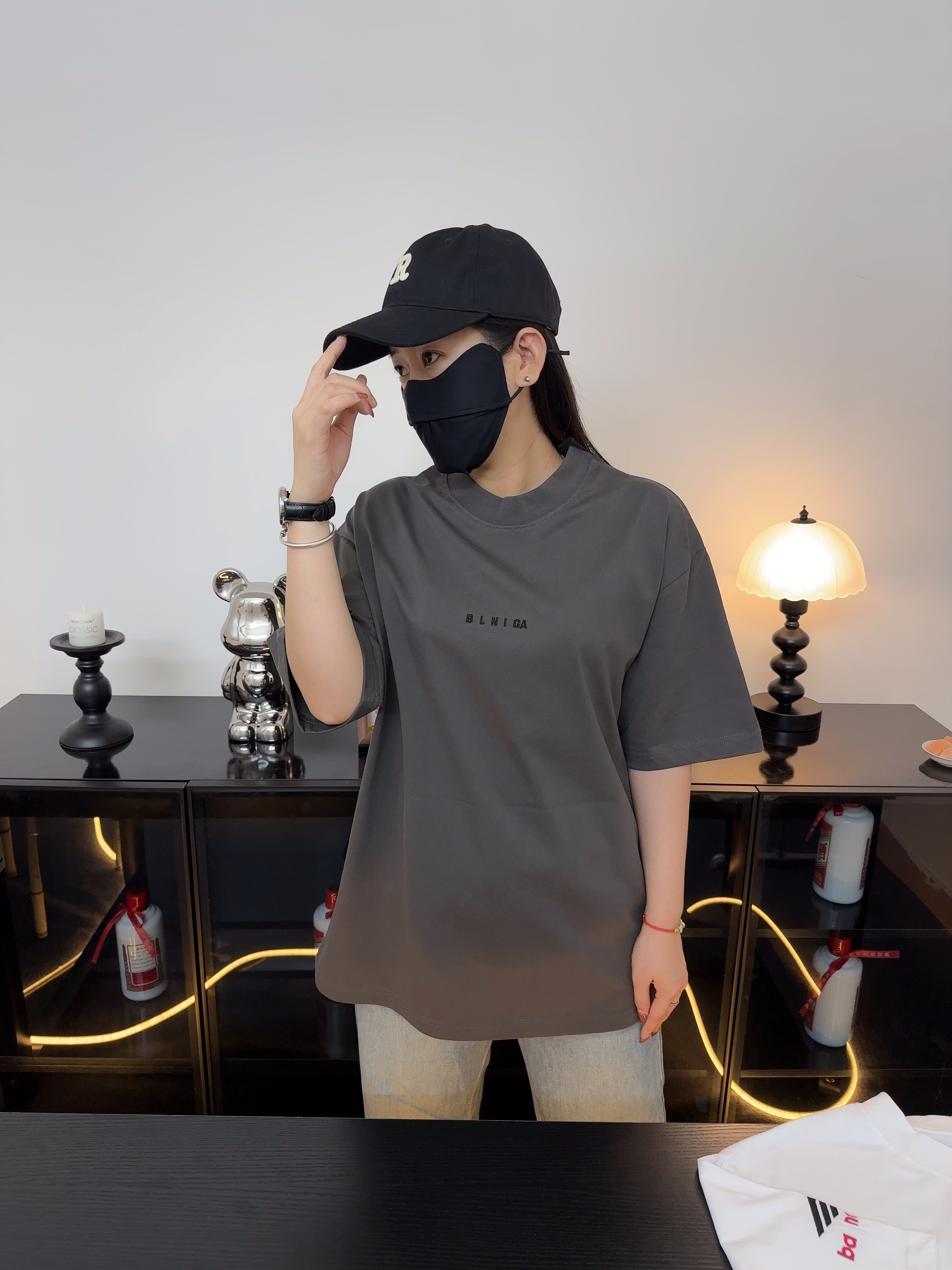 小字母刺绣圆领重磅潮T