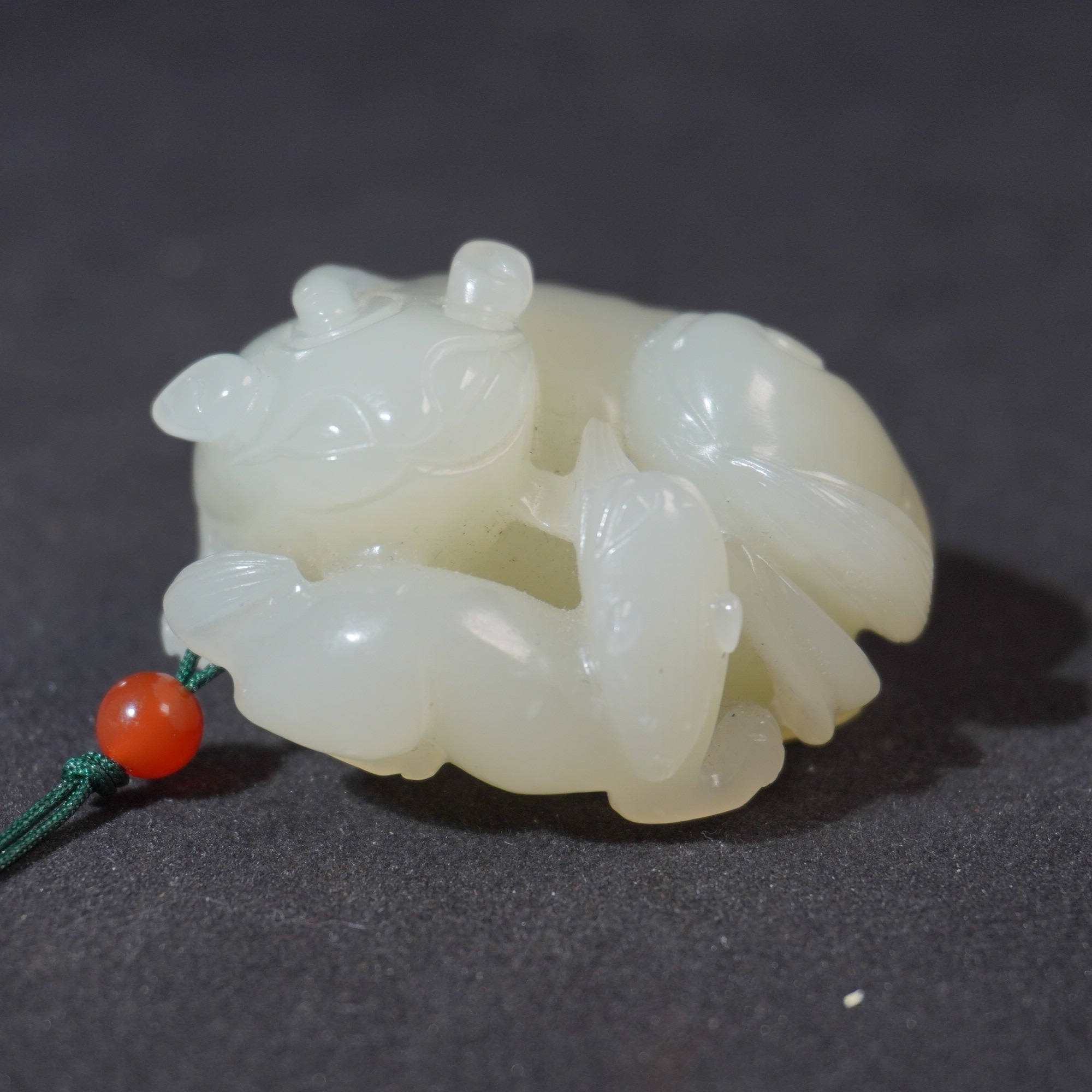 5SE81 清 和田玉瑞兽手把件