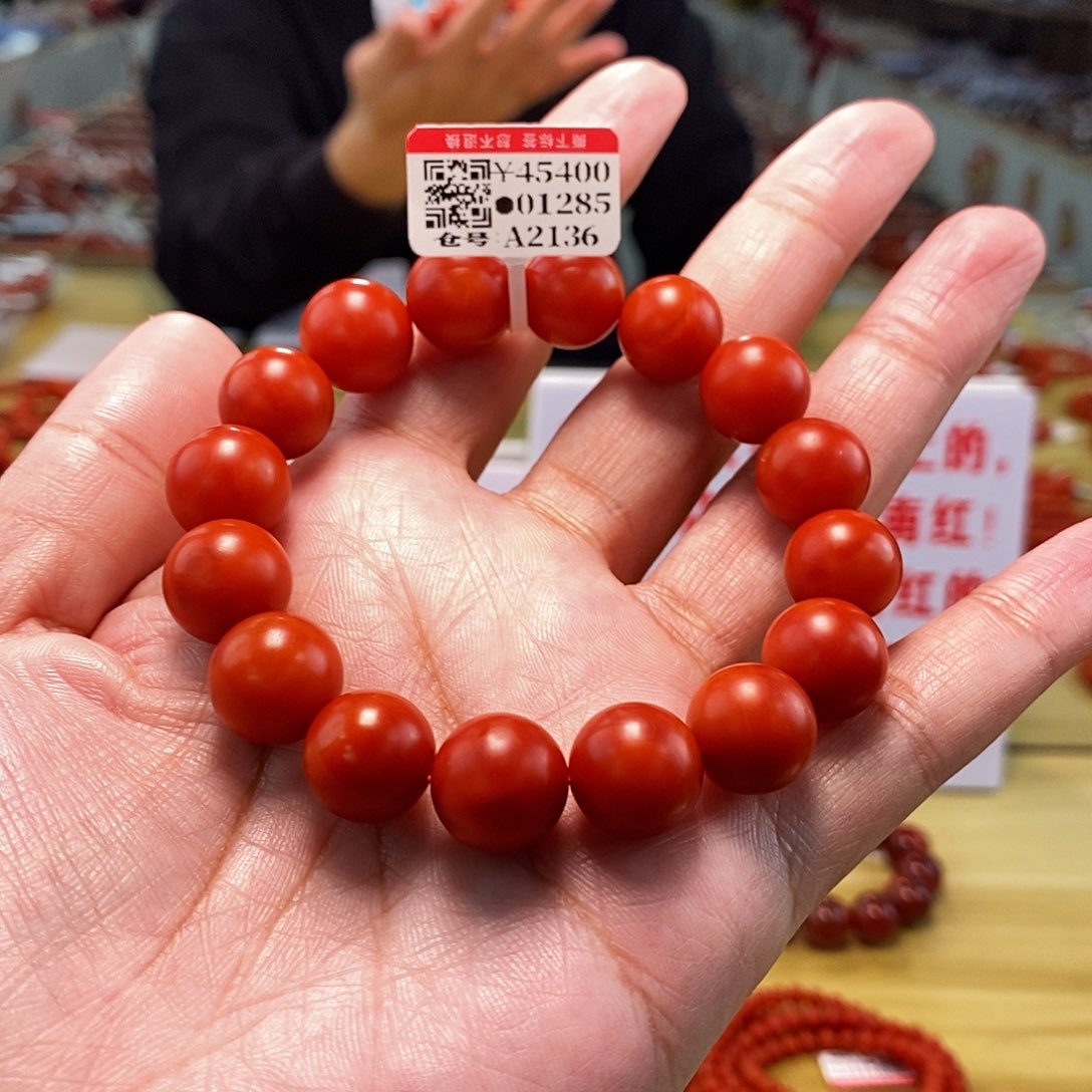 南红玛瑙13mm（多样性发一）未镶嵌行**前