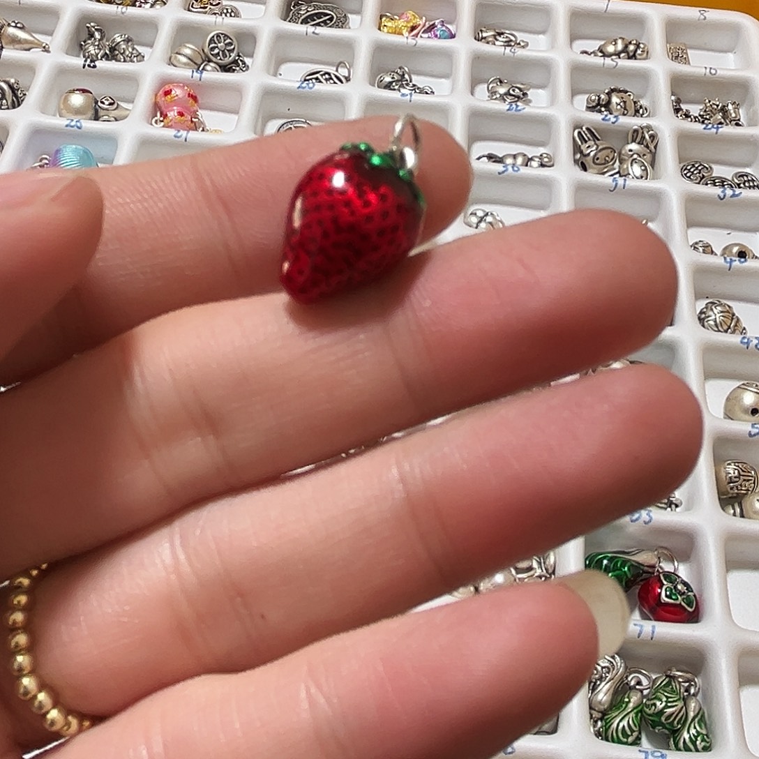 吊坠足银珐琅草莓