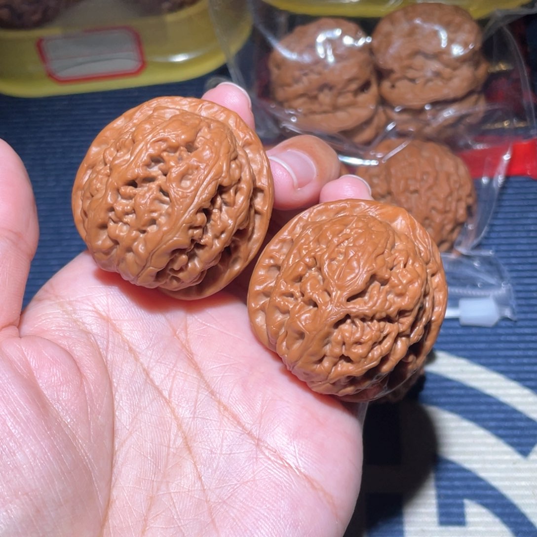 文玩核桃吊坠M****g凤凰台40