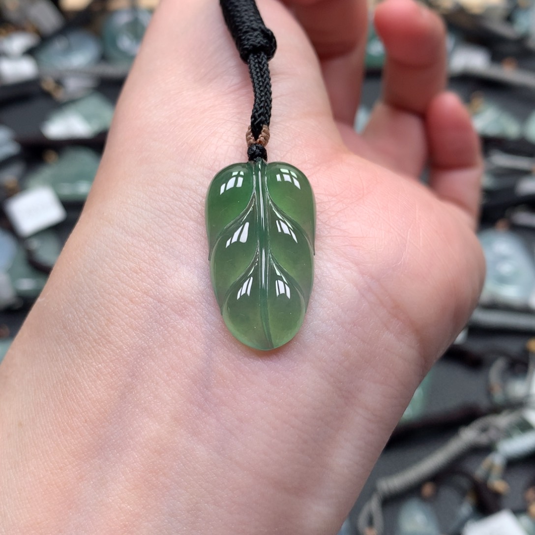 翡翠颈饰未镶嵌0000000000