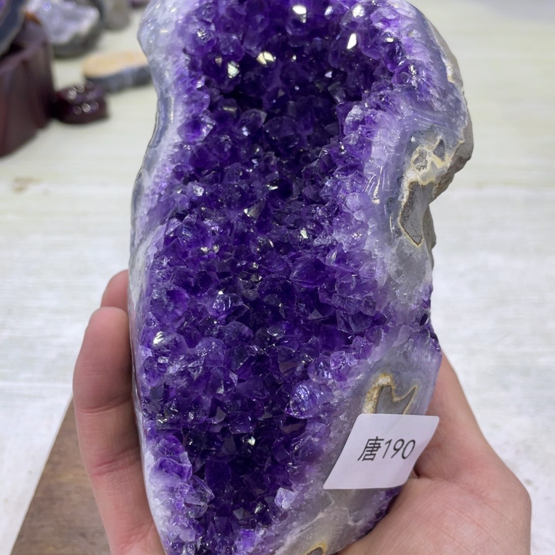 水晶大型摆件（非配饰）未镶嵌