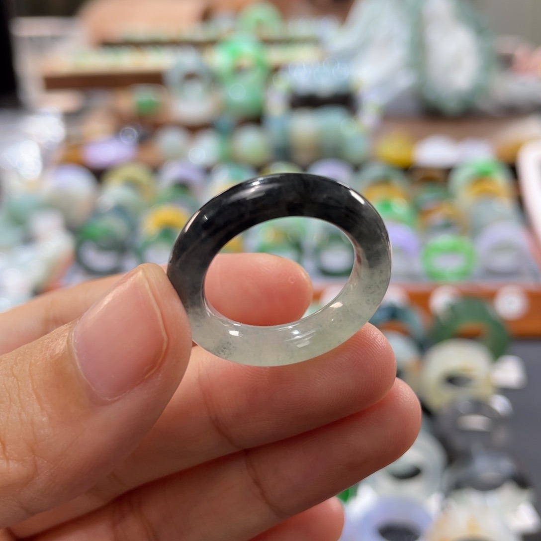 定制翡翠未镶嵌邦*迪翡翠