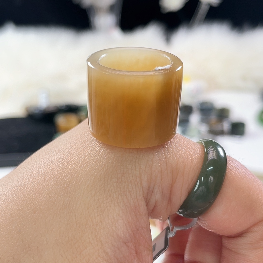 和田玉未镶嵌戒指l131。橘糖高筒。17.6。不退换