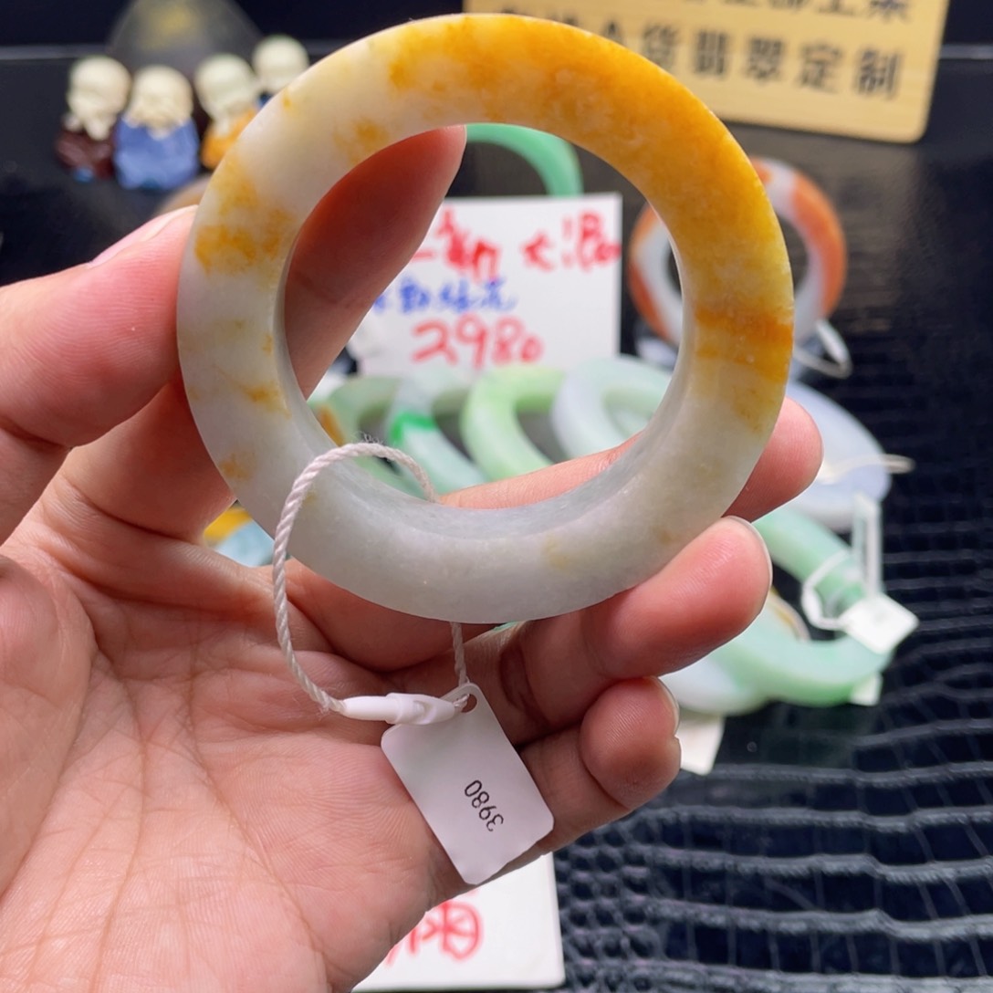 未镶嵌翡翠定制翡翠