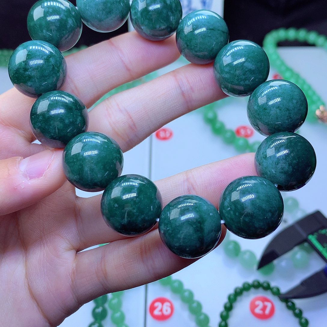 翡翠毛衣链未镶嵌