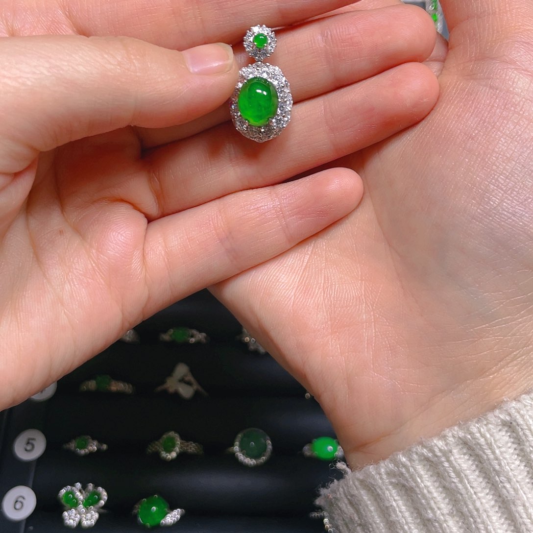 翡翠戒指银S925镶嵌吊坠