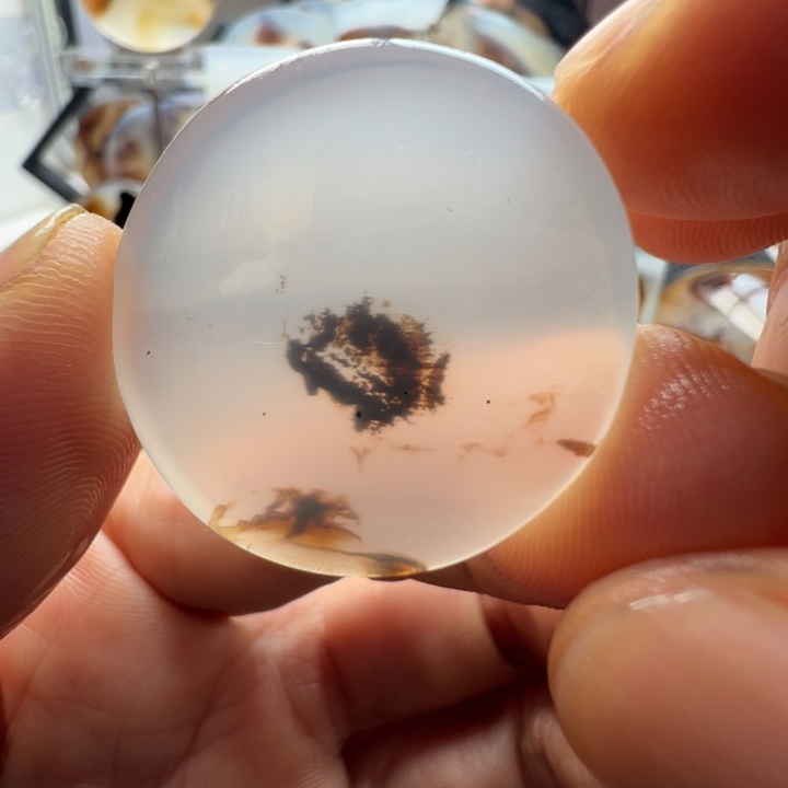 未镶嵌玛瑙/玉髓珠宝奇石