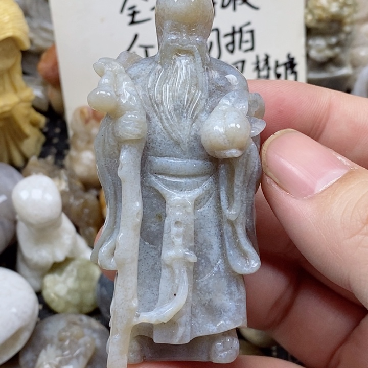 颈饰未镶嵌石英质玉