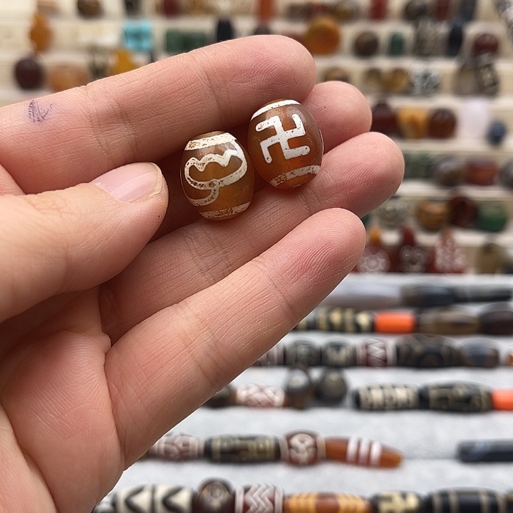 未镶嵌颈饰玛瑙/玉髓