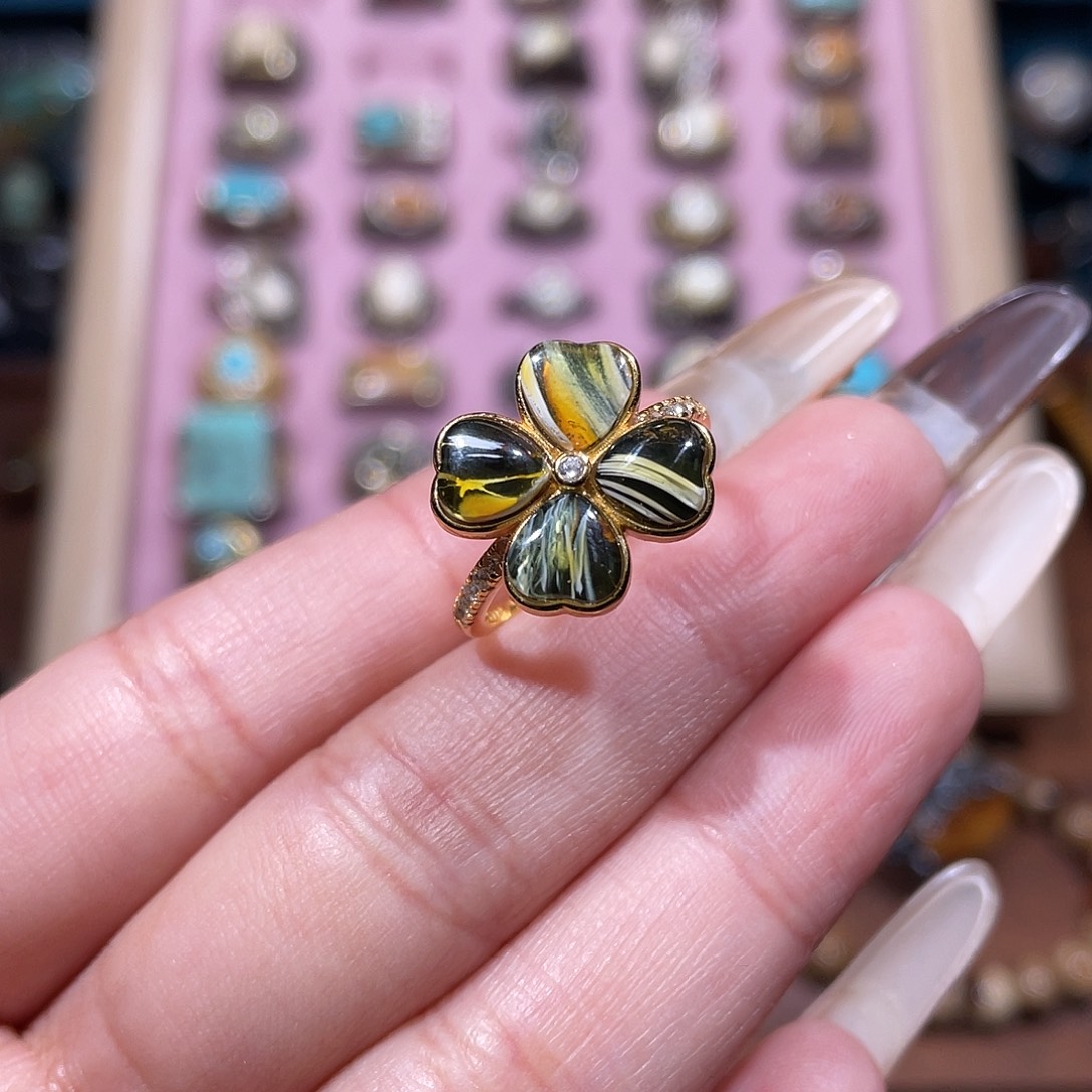 黄***心琥珀银S925镀金镶嵌戒指戒指