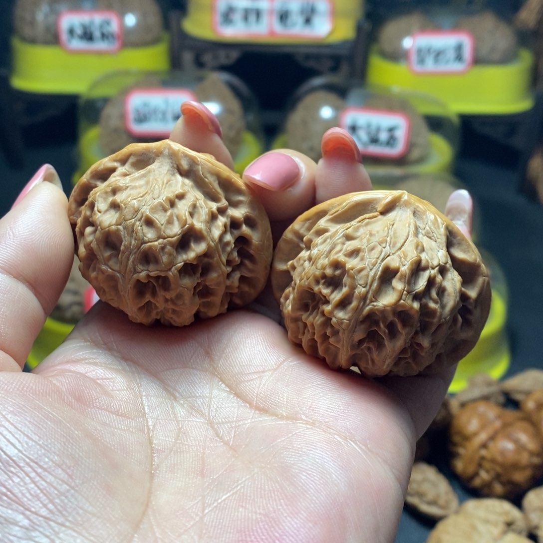 文玩核桃把件1号桃心宫灯44.5尺