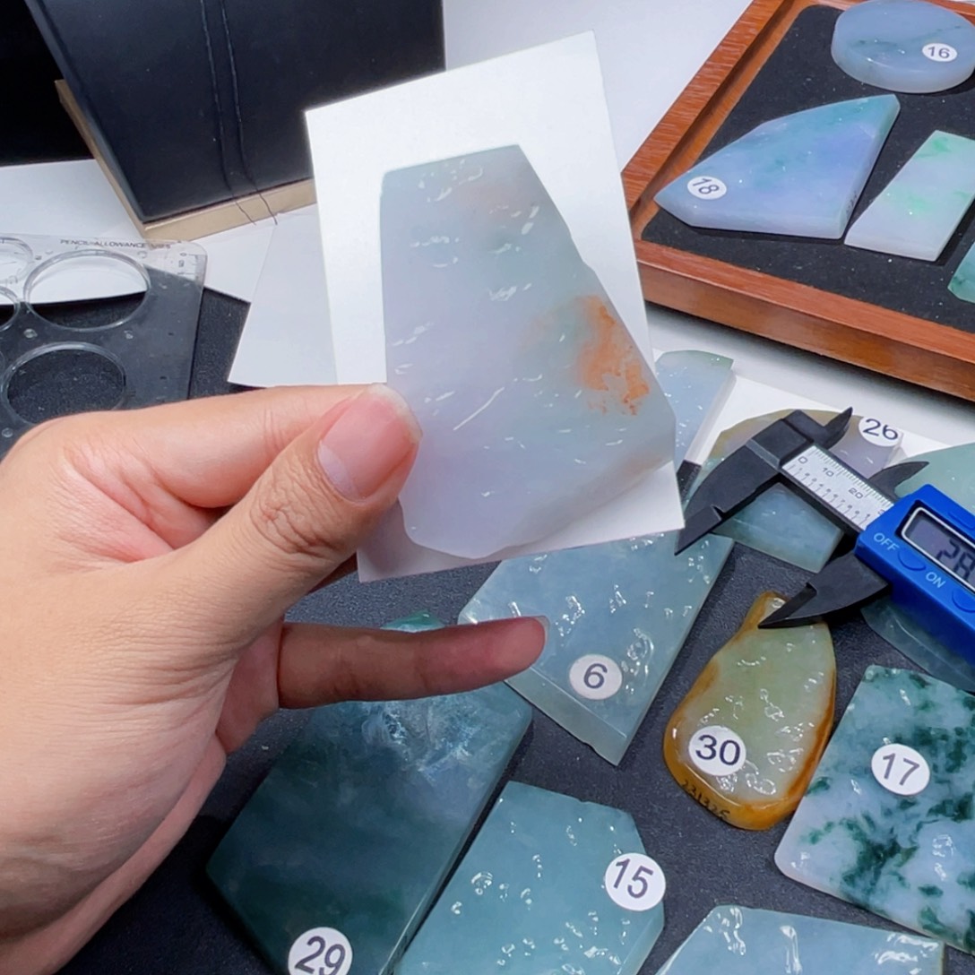 定制翡翠未镶嵌牌子料